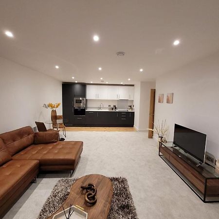 Luxury 1 Bed Apartment In The Centre Of Rochester Wainscot Luaran gambar