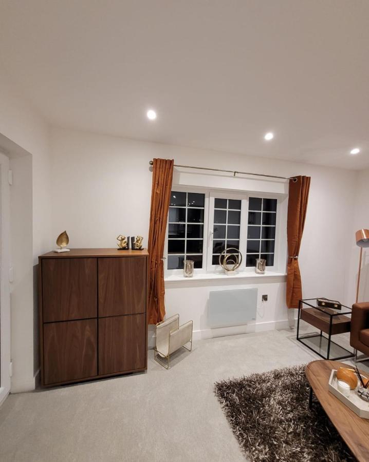 Luxury 1 Bed Apartment In The Centre Of Rochester Wainscot Luaran gambar