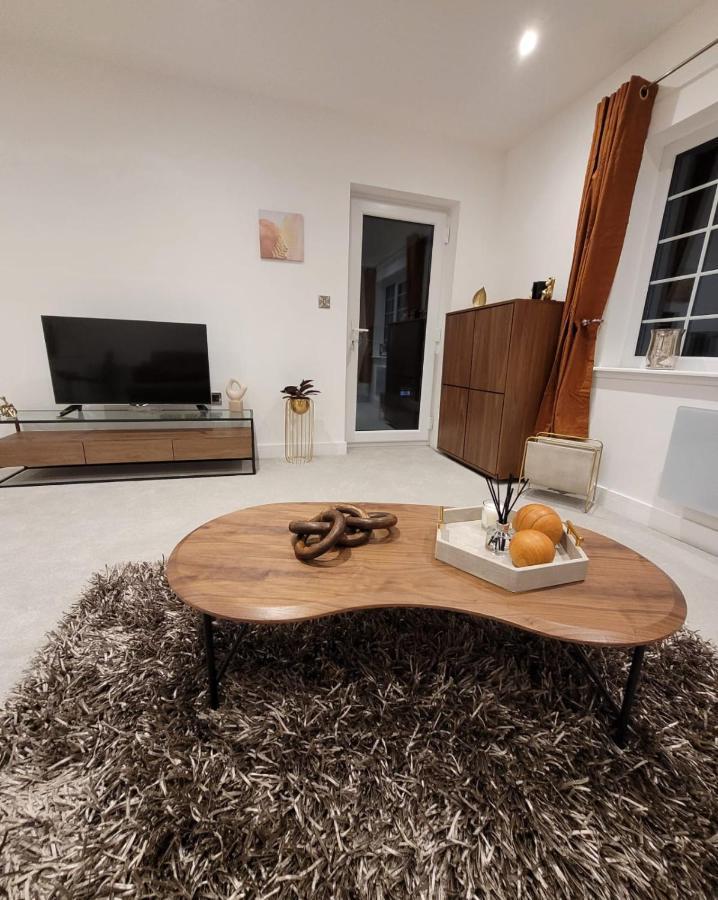 Luxury 1 Bed Apartment In The Centre Of Rochester Wainscot Luaran gambar